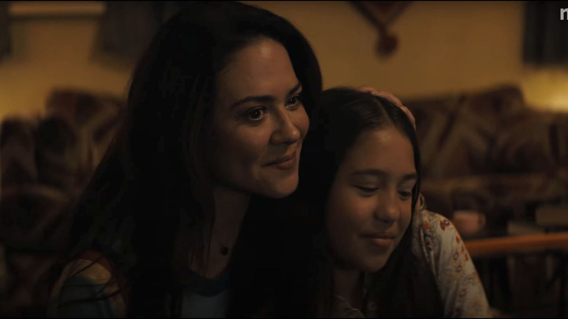 Camille Guaty plays Izzy (Image via Max)